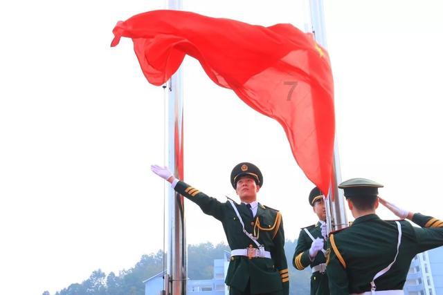作为百姓该如何应对中国现在通货膨胀？游戏画面