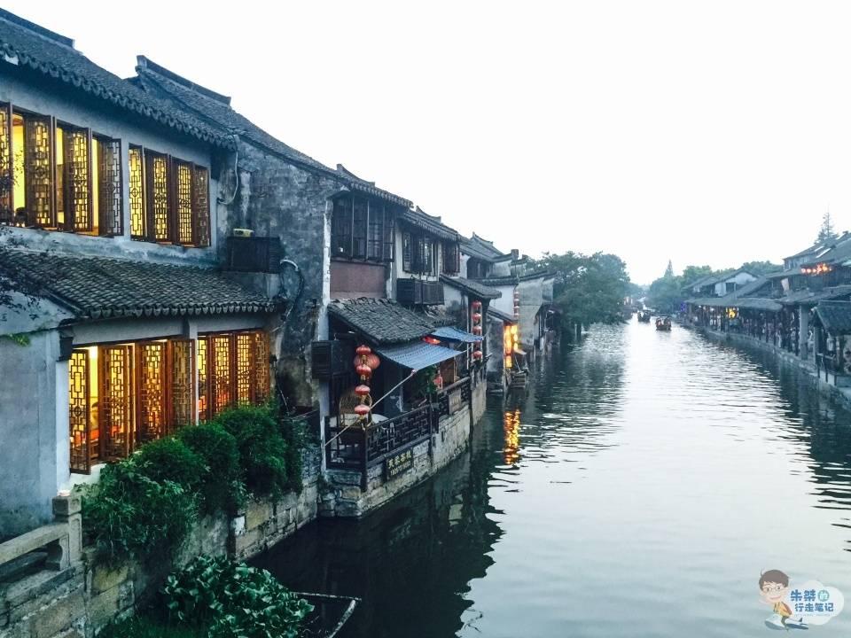 突击英雄